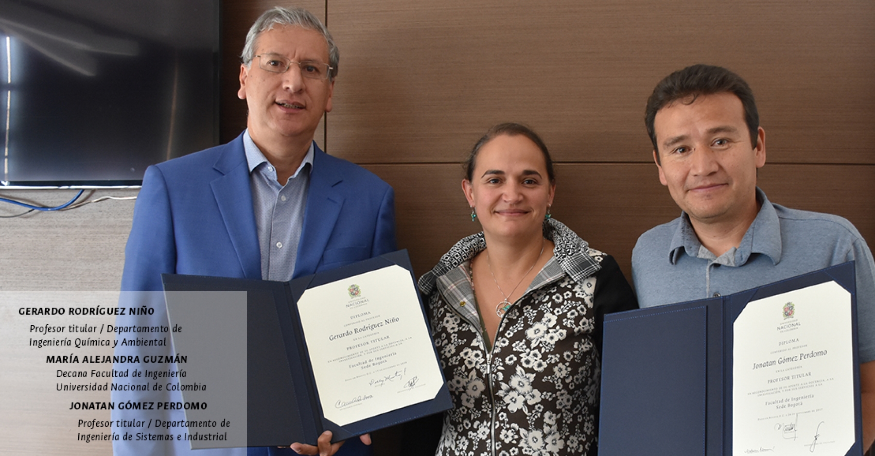 El Consejo de Facultad de Ingeniería entrega diploma a profesores titulares